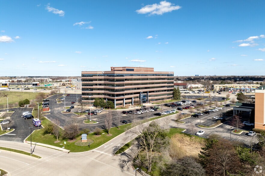 More Photos Of 2300 Barrington Rd, Hoffman Estates Coworking Space