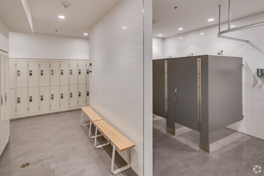 More Photos Of 400 W Georgia St, Vancouver Coworking Space