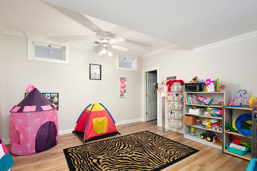 More Photos Of 4664 Lexington Rd, Winchester Specialty For Sale