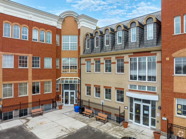 More Photos Of 5025 Orbitor Dr, Mississauga Office For Lease