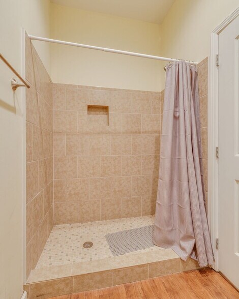 More Photos Of 3815 Highway 66 S, Rogersville Office For Lease