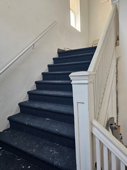 More Photos Of 629 Broadway, Bayonne Medical For Sale