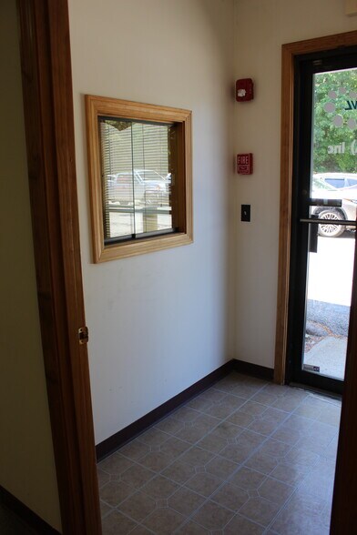 More Photos Of 56 Leonard St, Foxborough Light Distribution For Sale