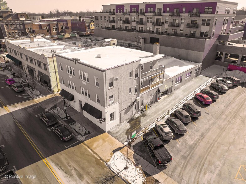 More Photos Of 501-503 Duane St, Glen Ellyn Apartments For Lease
