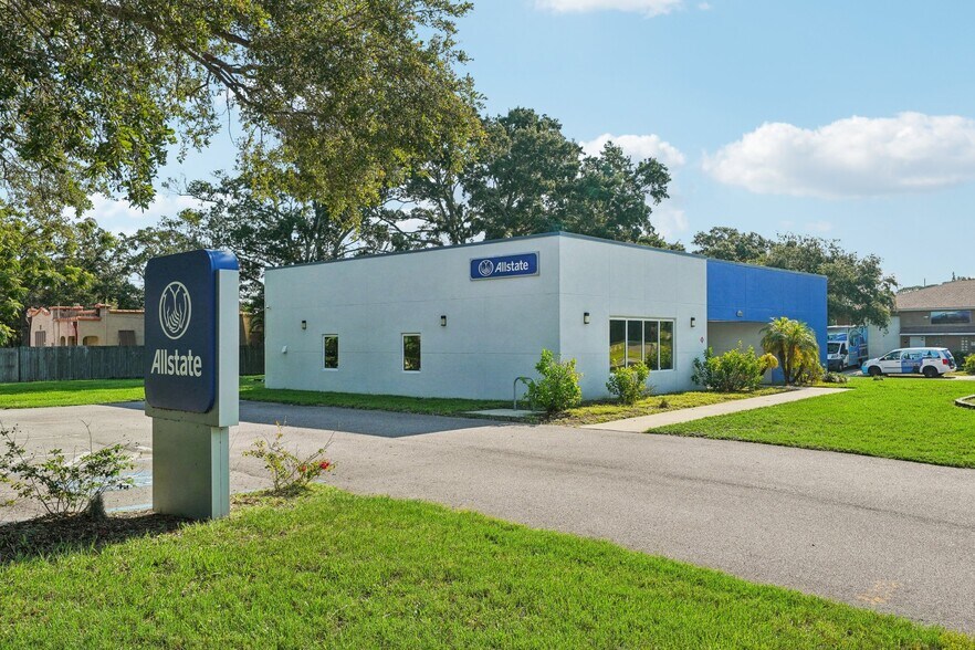 More Photos Of 3209 30th Ave S, Saint Petersburg Office For Sale