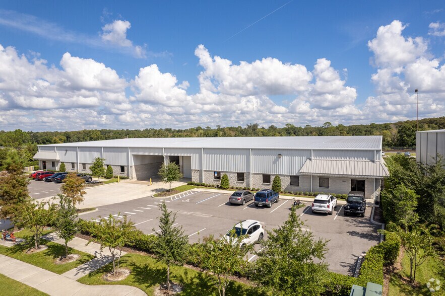 Primary Photo Of 644 Trestle Pt, Sanford Warehouse For Lease