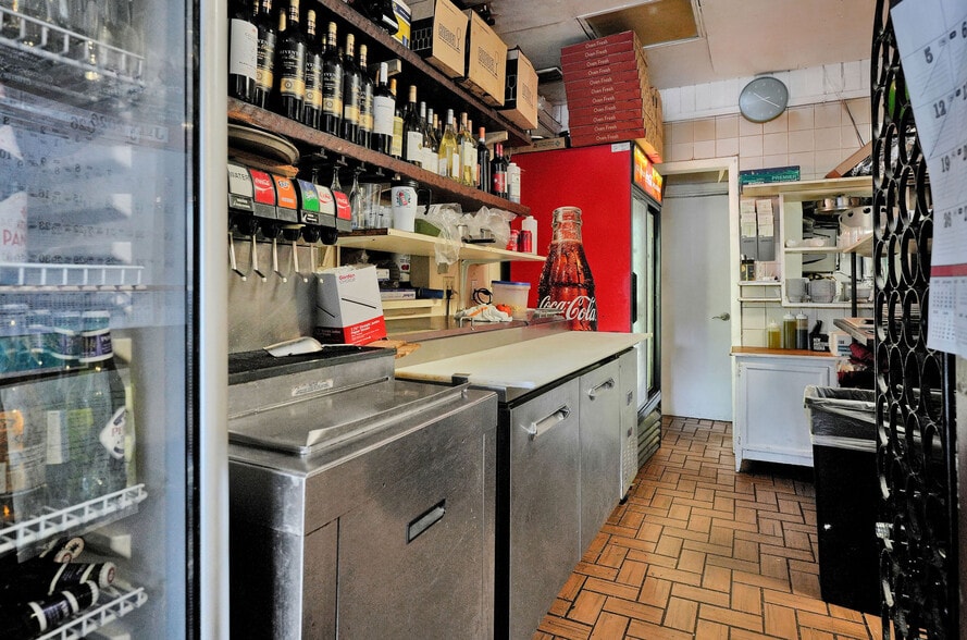 More Photos Of 3800 SW 8th St, Coral Gables Restaurant For Sale