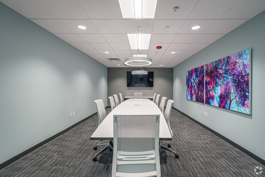 More Photos Of 800 Fairway Dr, Deerfield Beach Office Residential For Lease