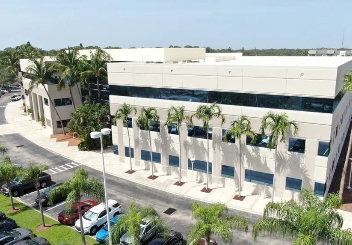 More Photos Of 101 Paramount Dr, Sarasota Business Park For Sale