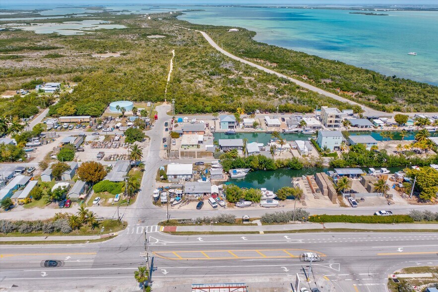 More Photos Of 24931 Overseas Hwy, Summerland Key Restaurant For Lease