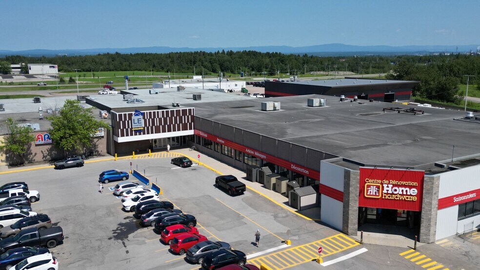 More Photos Of 3460 Blvd Saint-Francois, Le Fjord-du-Saguenay General Retail For Lease