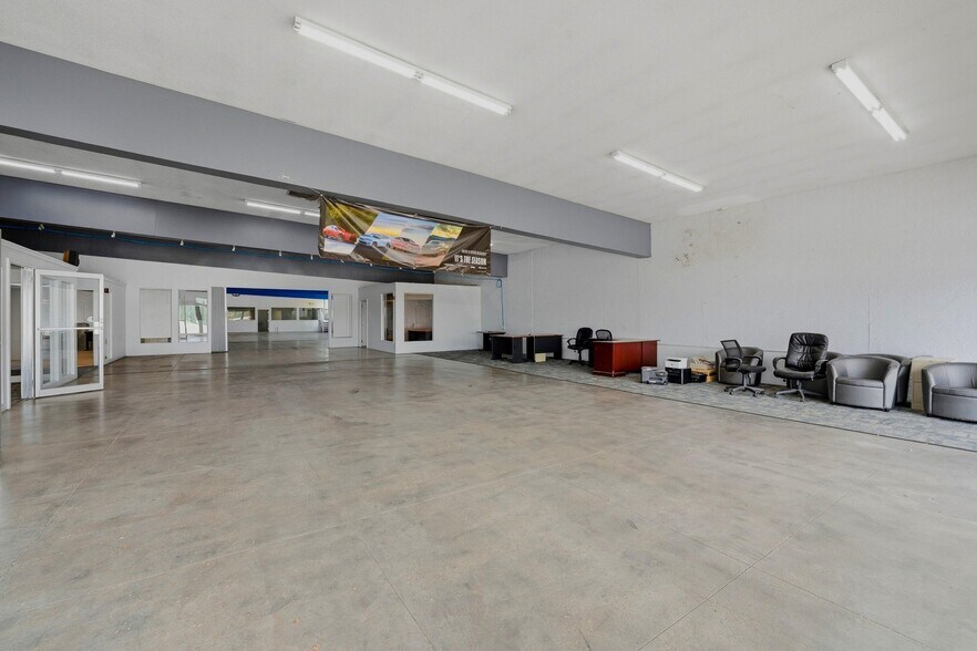 More Photos Of 422-426 E Main St, Trinidad Auto Dealership For Sale