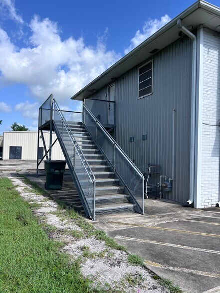 More Photos Of 7985 Phelan Blvd, Beaumont Freestanding For Sale