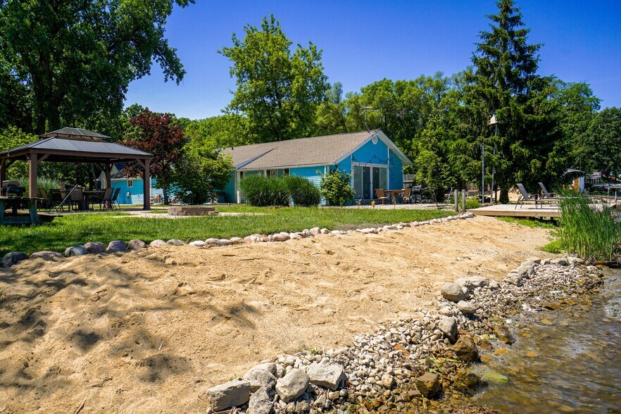 Primary Photo Of 27717 W Grass Lake Dr, Spring Grove Apartments For Sale