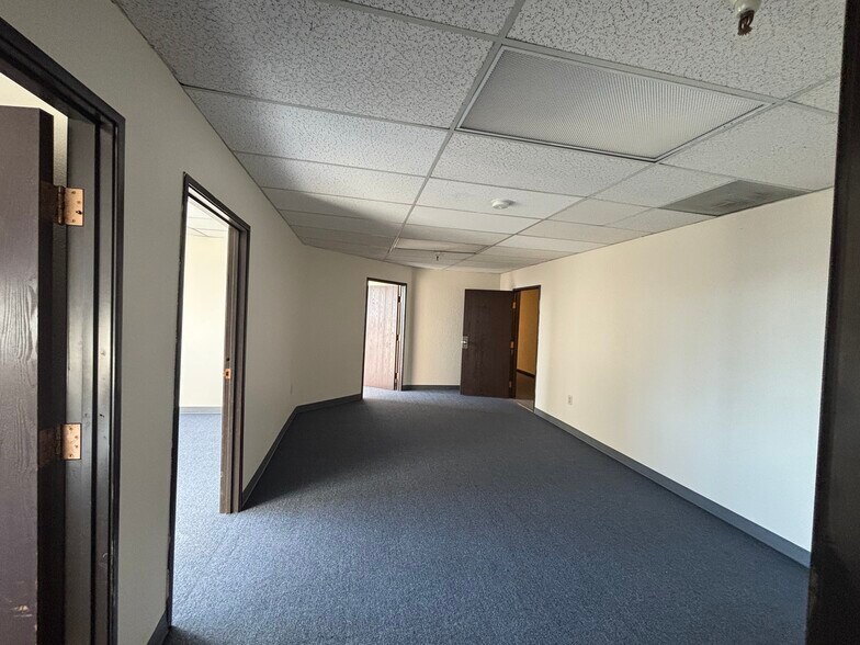 More Photos Of 1501 El Camino Ave, Sacramento Medical For Lease