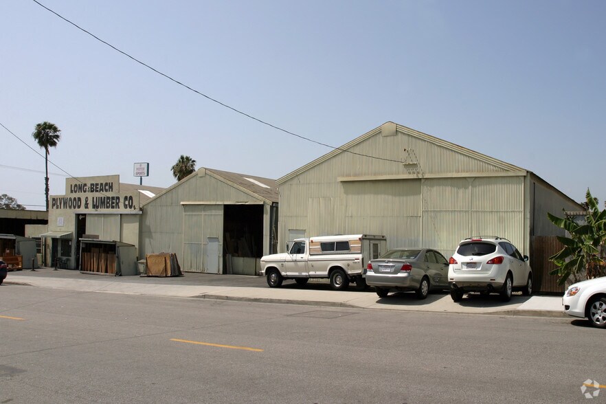 More Photos Of 1855-1855 Freeman Ave, Signal Hill Warehouse For Sale