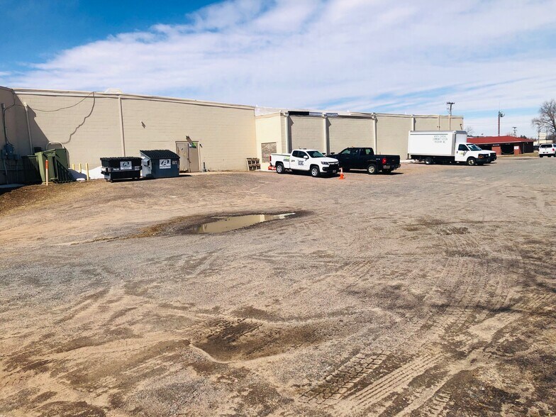 More Photos Of 2111-2113 8th St S, Wisconsin Rapids General Retail For Lease