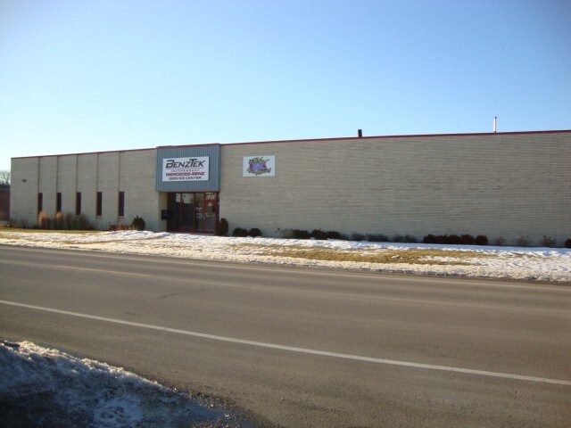 More Photos Of 555 E Plainfield Rd, Countryside Service For Sale