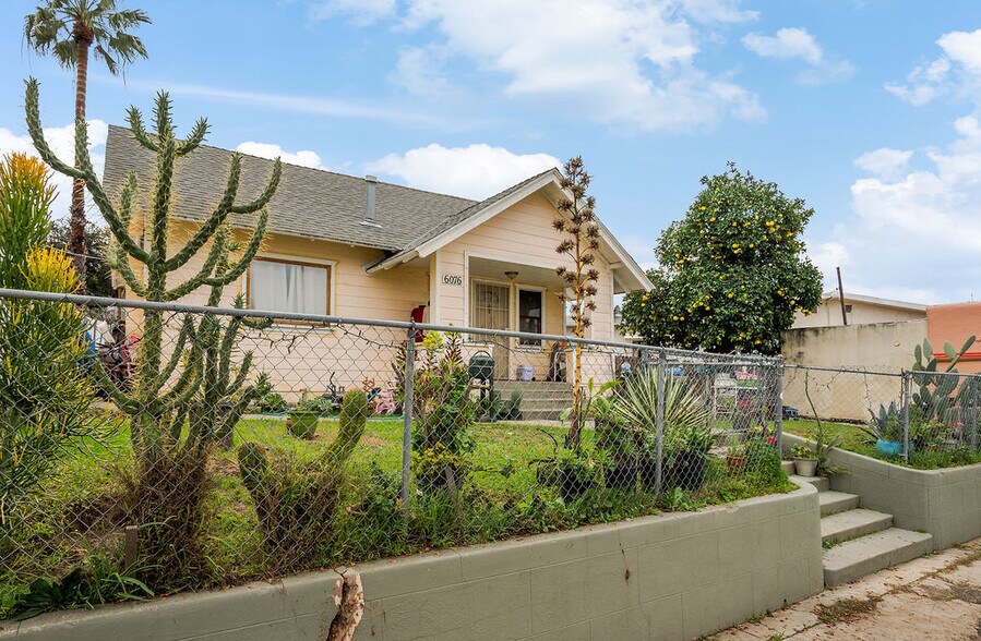 More Photos Of 6072 York Blvd, Los Angeles Freestanding For Sale