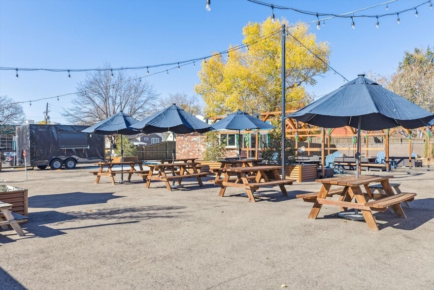 More Photos Of 6875 W 38th Ave, Wheat Ridge General Retail For Lease