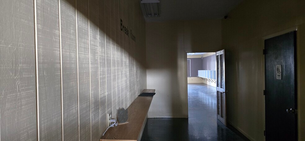 More Photos Of 6441-6451 Yadkin Rd, Fayetteville Unknown For Lease
