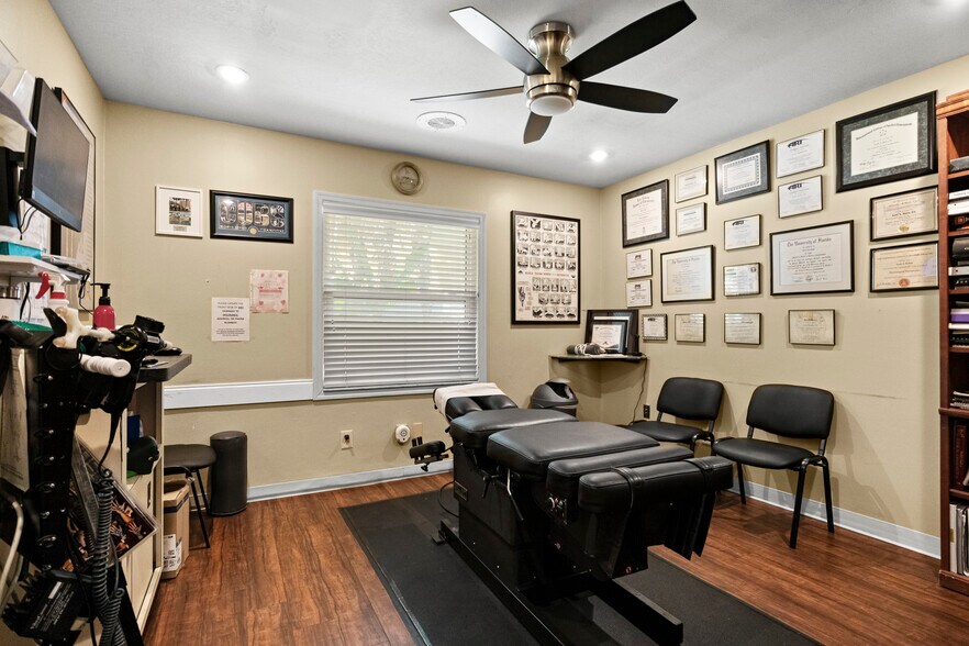 More Photos Of 1700 Dr. Martin Luther King, Jr. St N, Saint Petersburg Medical For Sale