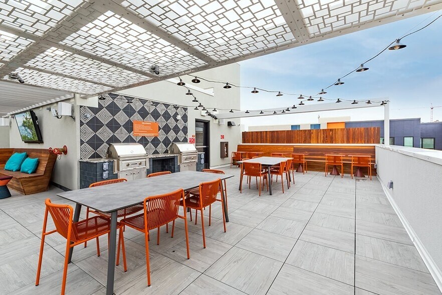 More Photos Of 1040 Santa Fe Dr, Denver Apartments For Lease