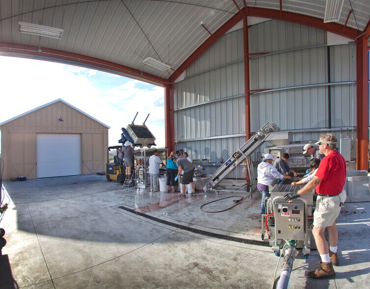 More Photos Of 6950 Union Rd, Paso Robles Winery Vineyard For Lease