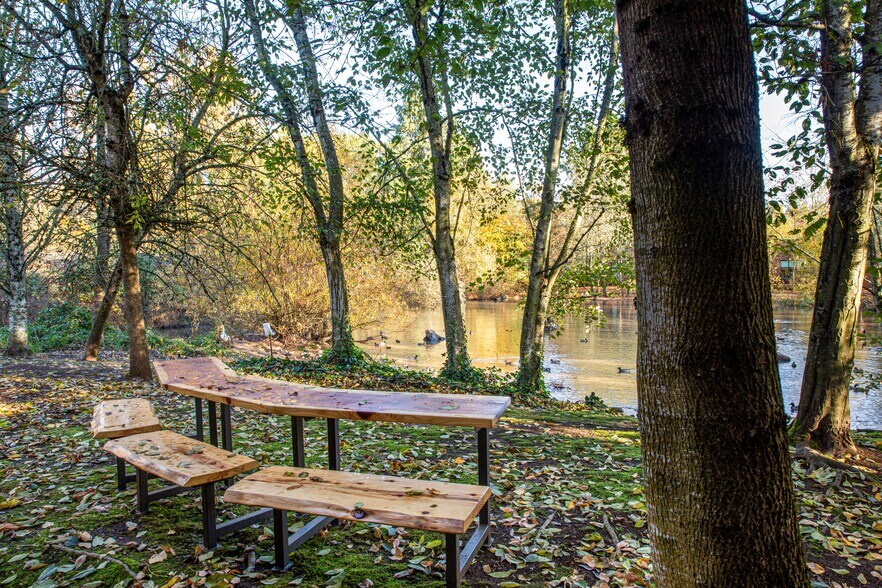 More Photos Of 17449 SW Boones Ferry Rd, Lake Oswego Medical For Sale