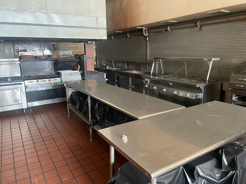 More Photos Of 1230 Palmyra Rd, Warren Schools For Sale