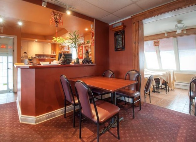 More Photos Of 148 Rue Principale, Gatineau Restaurant For Sale