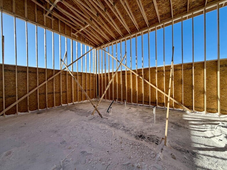 More Photos Of 369 Riverwood dr, Burlington Warehouse For Sale