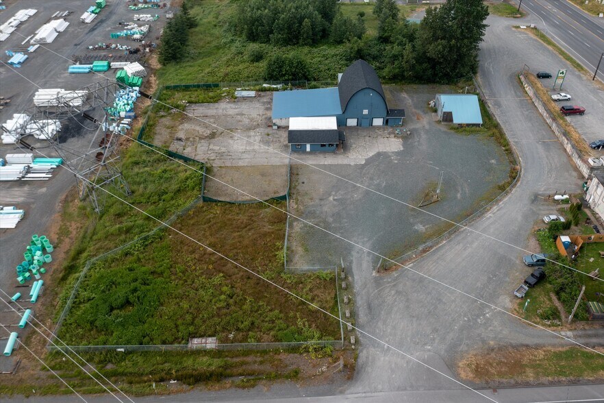 More Photos Of 120 W Smith Rd, Bellingham Service For Sale