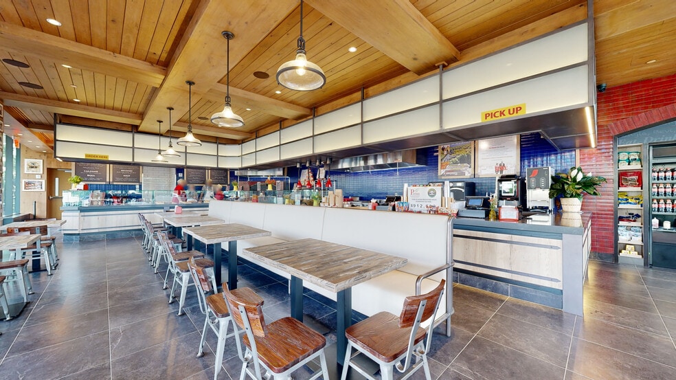 More Photos Of 1441 South Ave, Staten Island Office For Lease