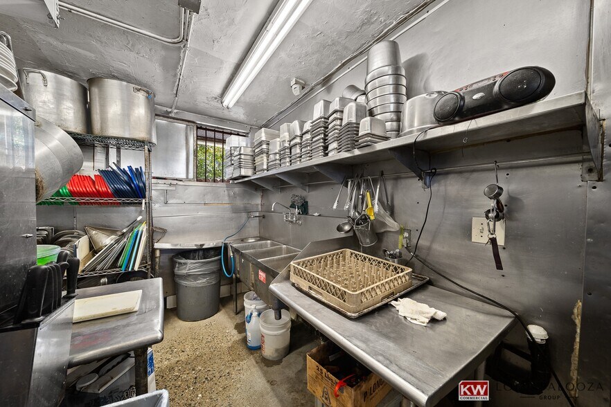 More Photos Of 14604 Pacific Ave, Baldwin Park Restaurant For Sale