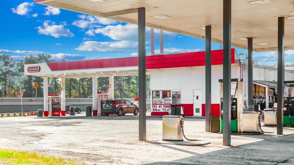 More Photos Of 20390 I-10, Vidor Convenience Store For Sale