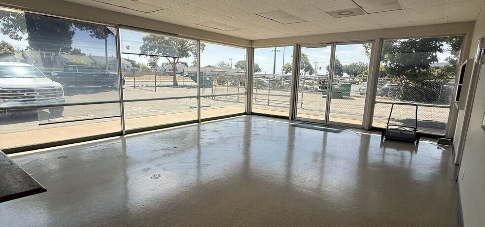 More Photos Of 1205 S Blosser Rd, Santa Maria Warehouse For Sale