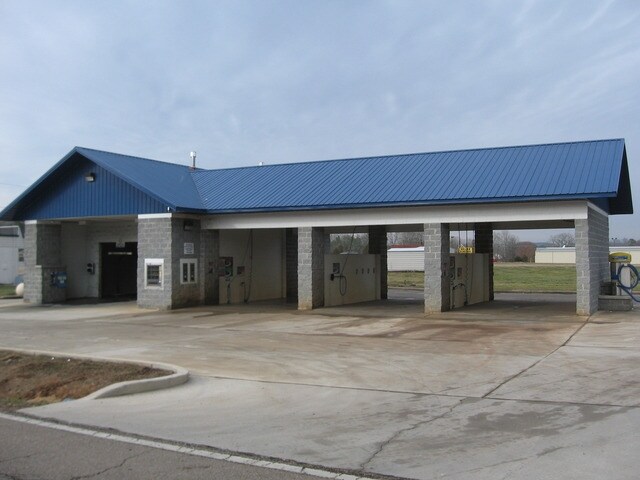 Primary Photo Of 9107 Ooltewah-Georgetown Rd, Ooltewah Carwash For Sale