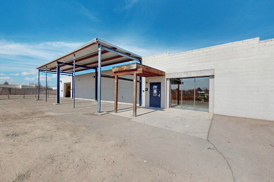 More Photos Of 314 El Pueblo Rd NW, Albuquerque Warehouse For Lease
