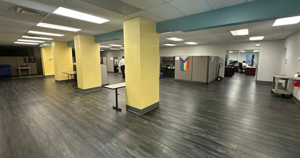 More Photos Of 100 N Cameron St, Harrisburg Office For Lease