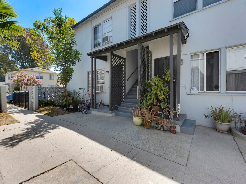 More Photos Of 5439 Kinston Ave, Culver City Apartments For Sale