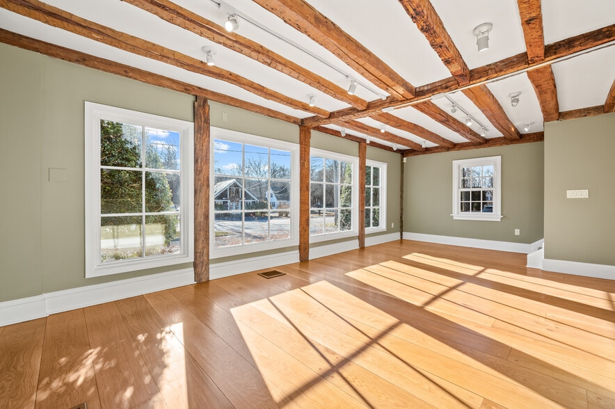 More Photos Of 262 New Milford Tpke, New Preston Marble Dale Storefront Retail Residential For Sale