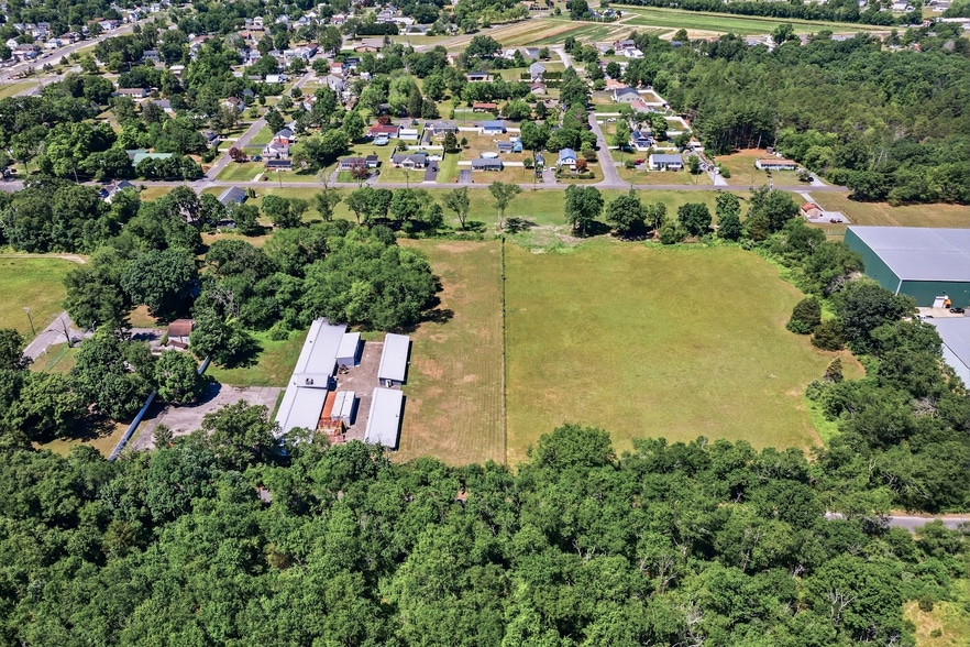 More Photos Of 50 Clara St, Landisville Warehouse For Sale