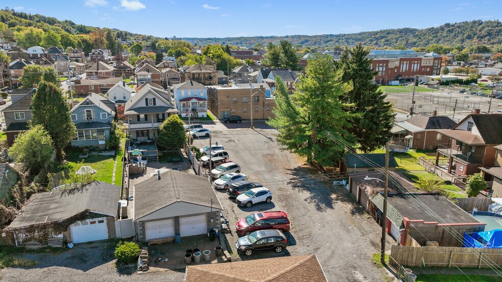 More Photos Of 1098 Duss Ave, Ambridge Restaurant For Sale