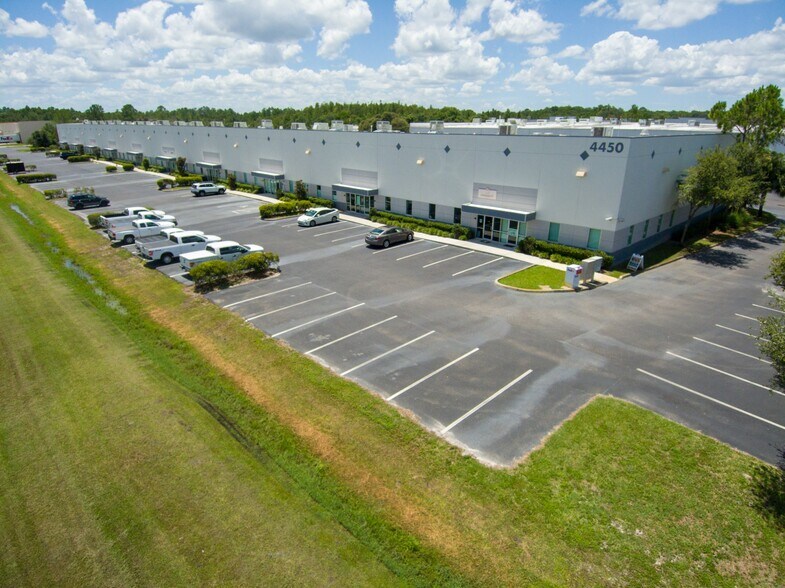 Primary Photo Of 4450 Pet Ln, Lutz Distribution For Lease