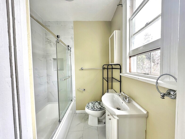 More Photos Of 620 Porter St, Vallejo Apartments For Sale
