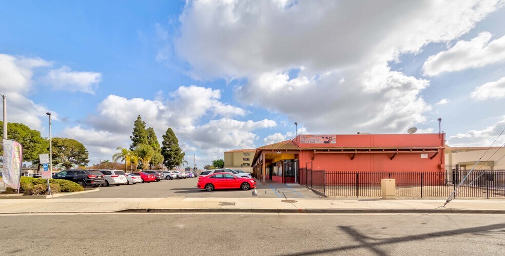 More Photos Of 7600-7612 Katella Ave, Stanton Storefront For Sale