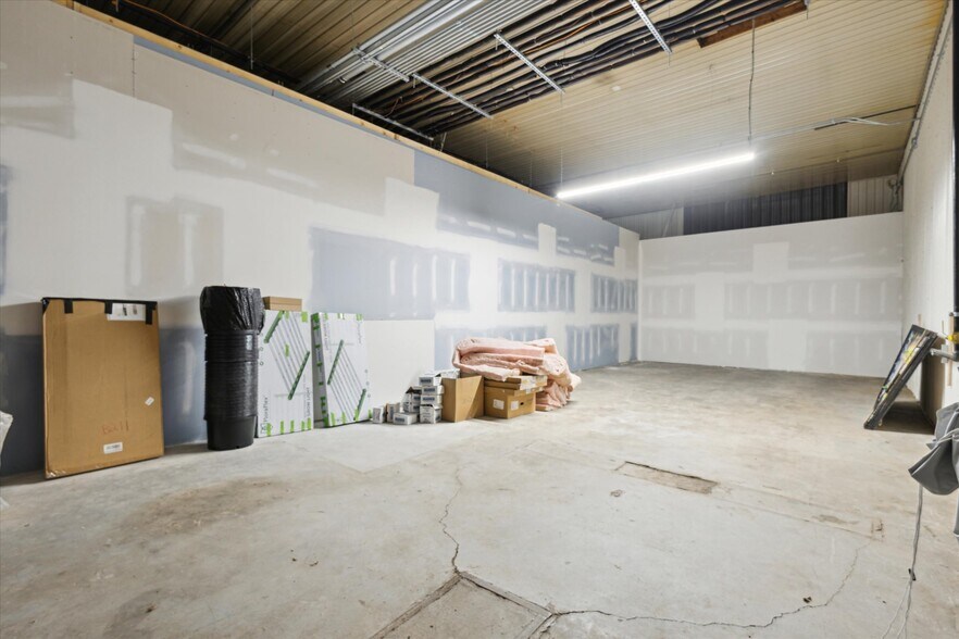 More Photos Of 919 Michigan St, Niles Warehouse For Sale