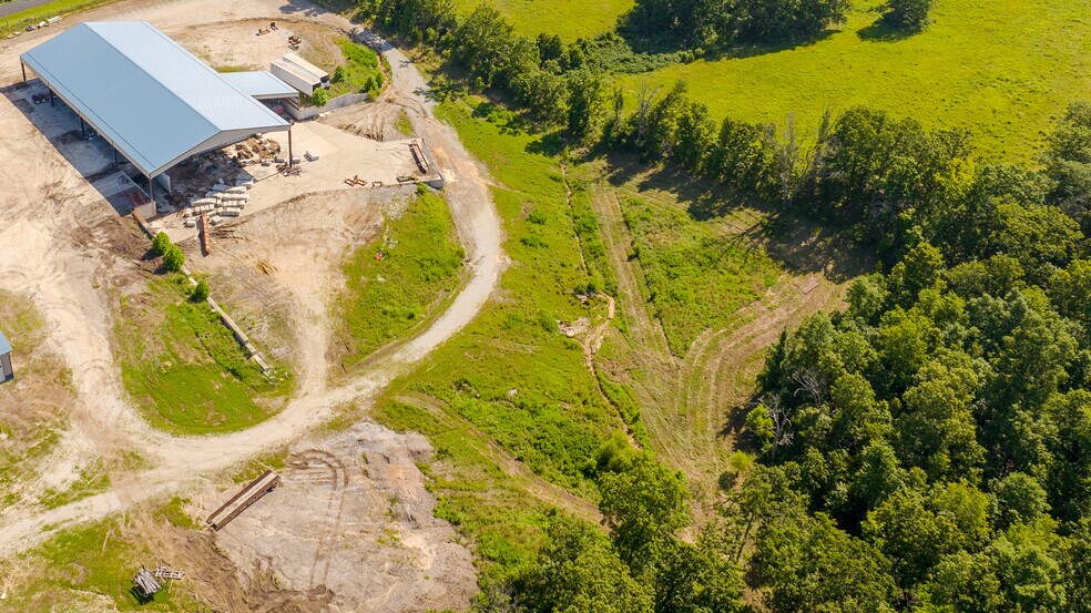 More Photos Of 1975 State Road NN, Climax Springs Warehouse For Sale