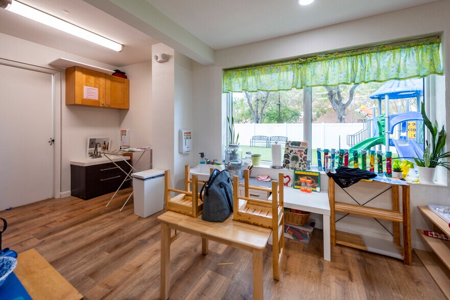 More Photos Of 8201 W Mcnab Rd, Tamarac General Retail For Sale